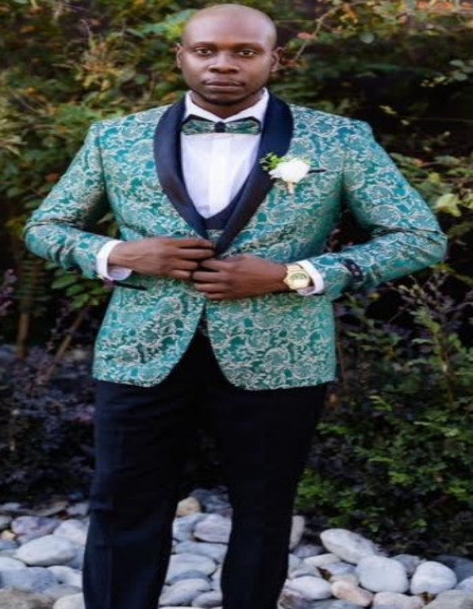 Emerald Green and Gold Paisley Vested Tuxedo Suit for Men Emerald Green and Gold Paisley Vested Tuxedo Suit for Men