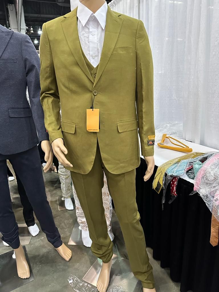 Mens Light Olive Green Linen Suit Three-Piece Style Formal Suit with Vest and Flat Front Pants
