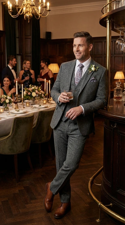 Men’s Peaky Blinder Light Grey Tweed Suit with Vest – Classic Three Piece Formal Suit, Vintage Wedding Business Outfit