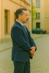 1920s-mens-suit-1920s-mens-outfit-1920s-costume-bold-pinstripe-navy