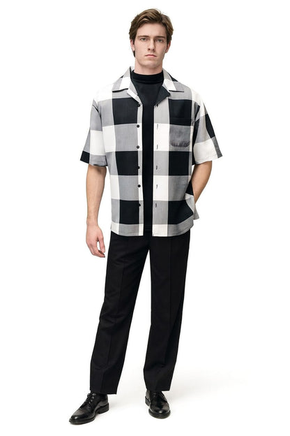 Mens Black and White Checkered Short Sleeve Shirt Set  Casual Two-Piece Summer Outfit