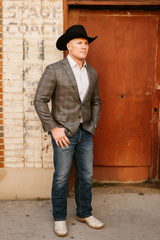 plaid-cowboy-blazer-for-men-western-style-with-rustic-elegance
