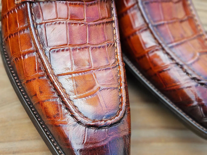 Carrucci Buckle Loafer w Gator Embossed Leather