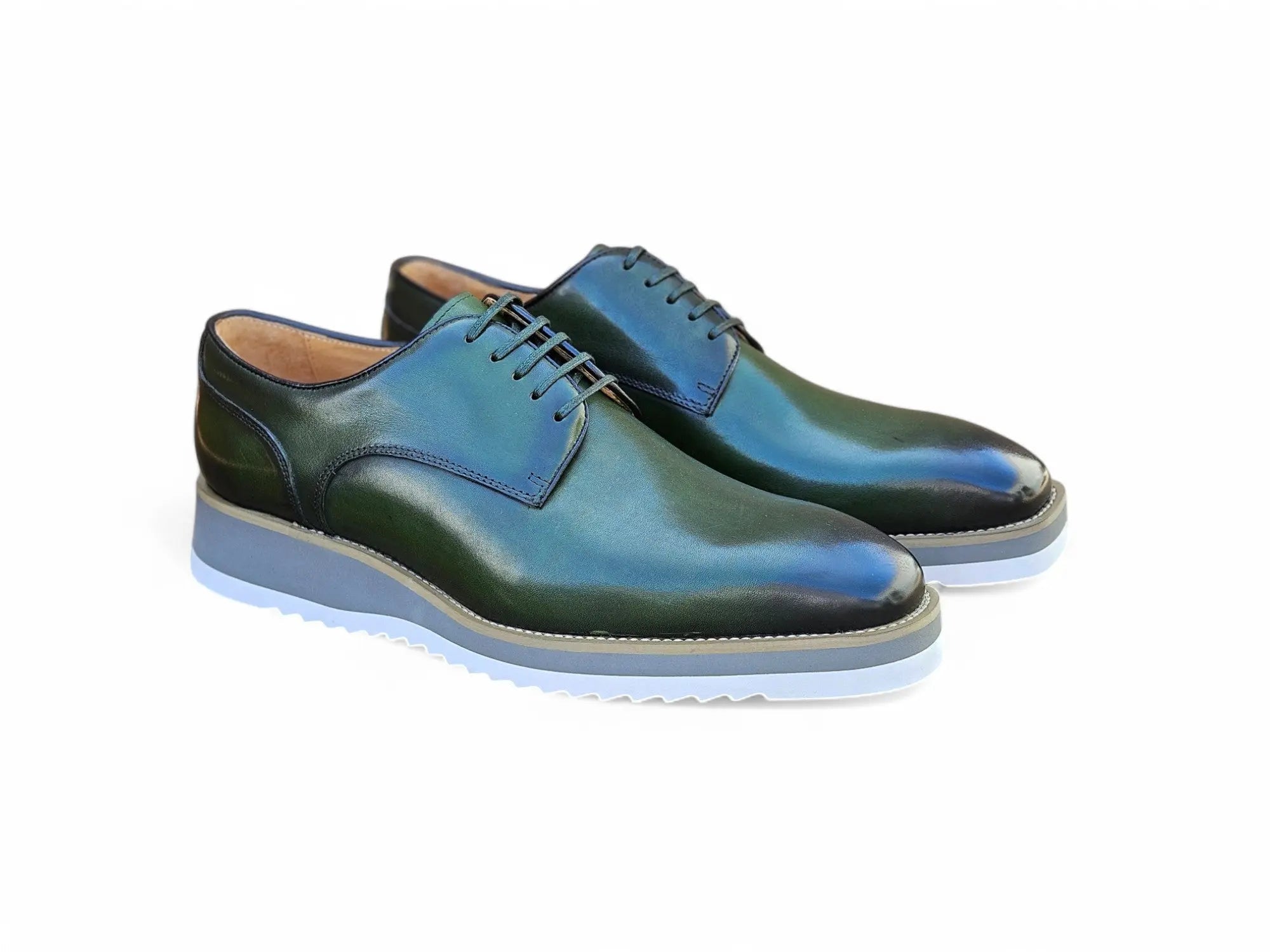 Burnished Lace-up Leather Derby Carrucci
