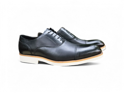 Cap Toe Oxford in Lightweight Sole Carrucci