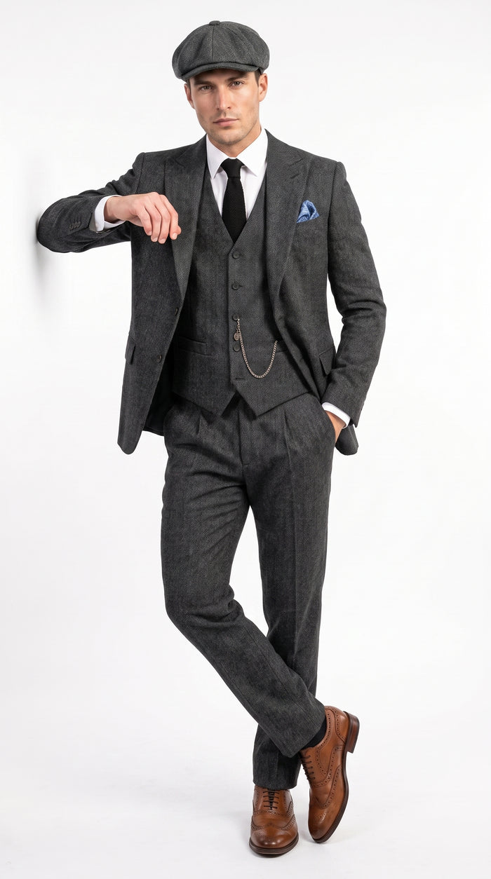 Men’s Charcoal Great Gatsby 3 Piece Suit, 1920s Gangster Vintage Formal Dress Suit