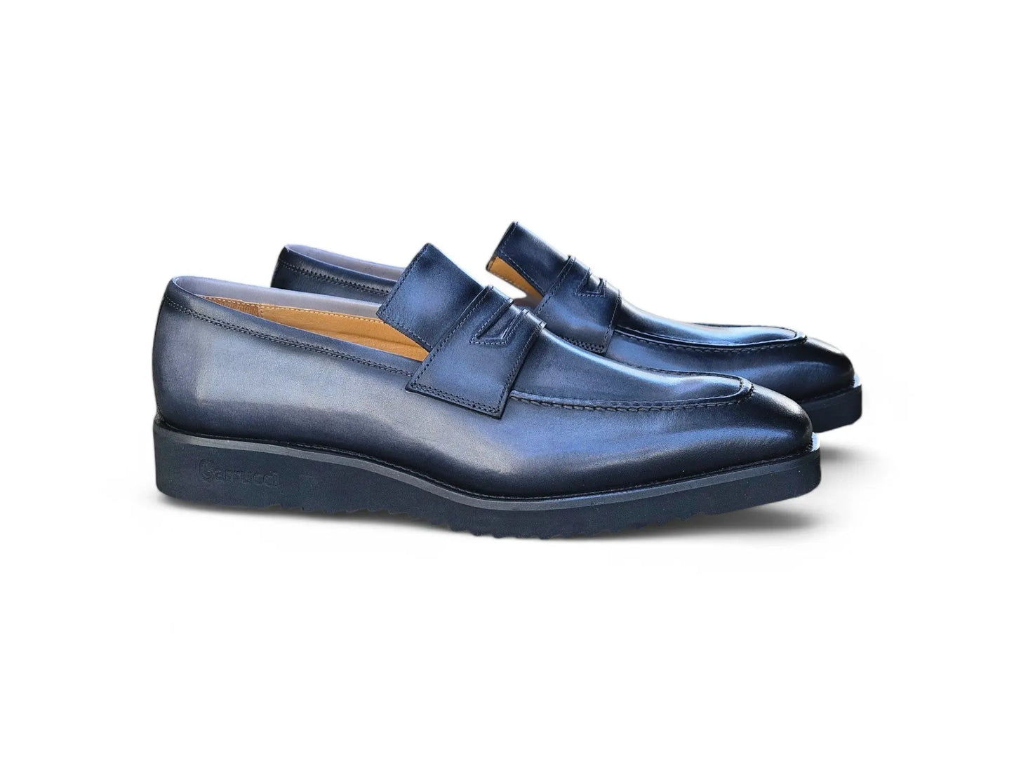 Chic Patina Burnished Penny Loafer Carrucci