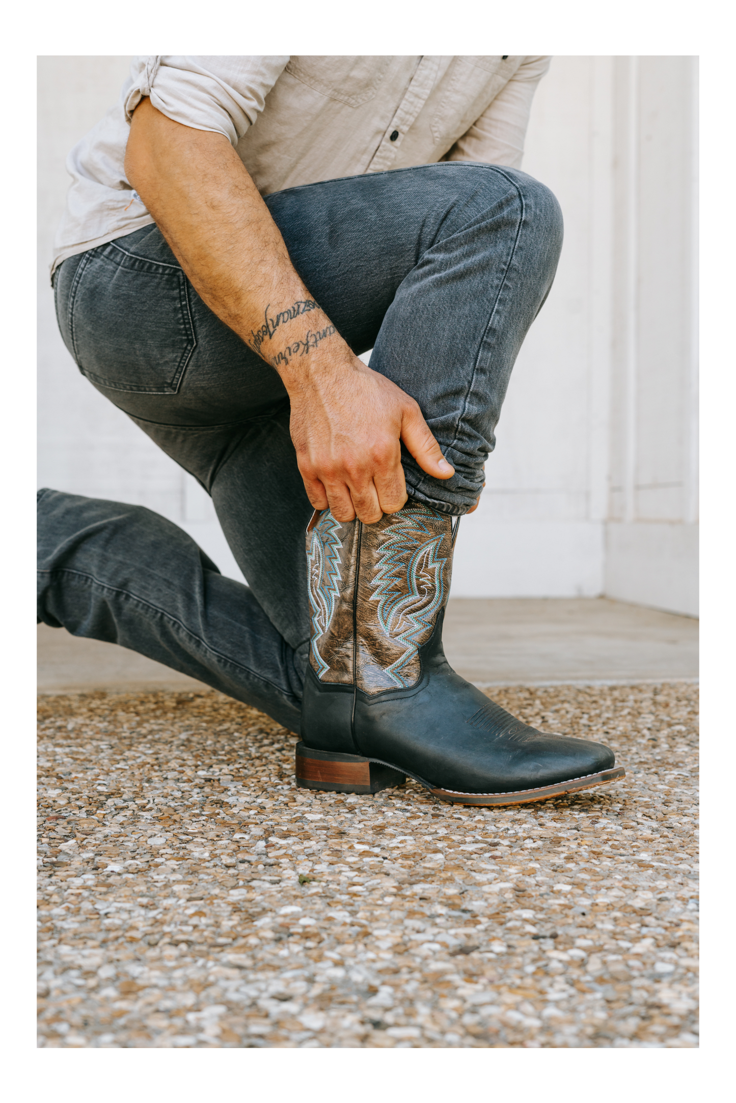 DEUCE LEATHER BOOT