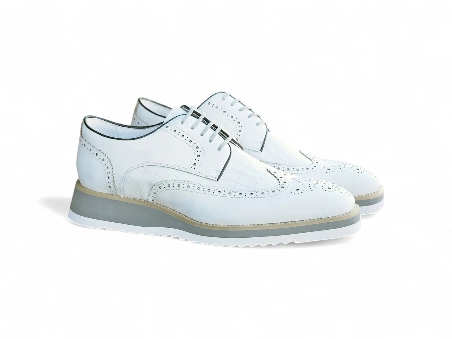 Gorgeous Lace-Up Oxford Carrucci
