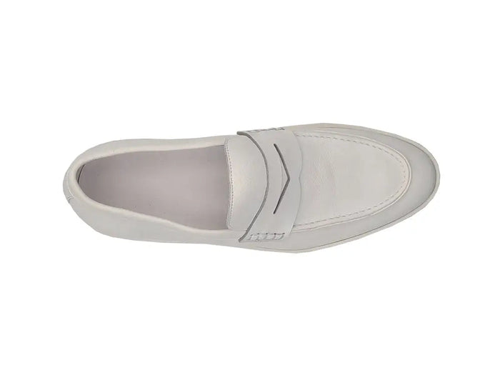 Carrucci Burnished Leather Sneaker