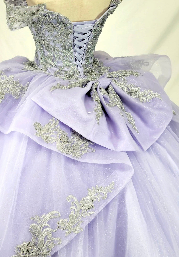 Chicas HF3123 Elegant Silver BallDress Sweetheart Floor-Length Embroidered Tulle Dress