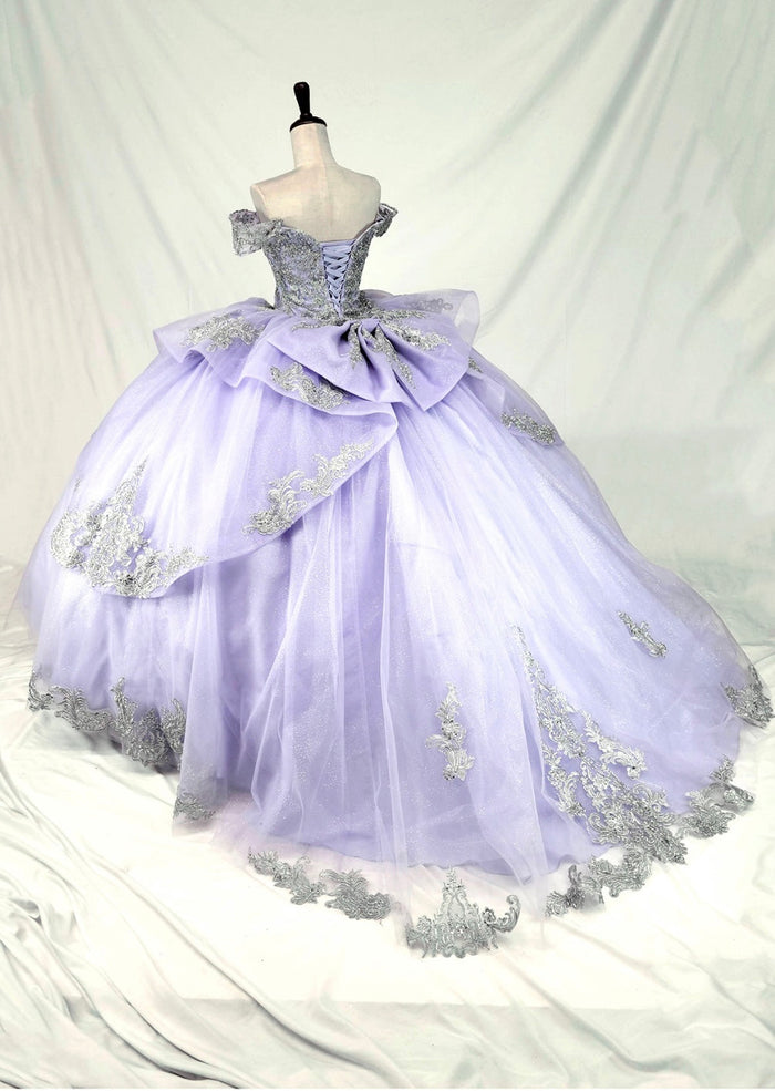 Chicas HF3123 Elegant Silver BallDress Sweetheart Floor-Length Embroidered Tulle Dress