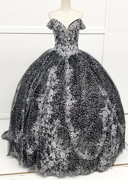 Chicas HF3039 Printed Quinceañera Black BallDress Sweetheart Floral Lace Dress