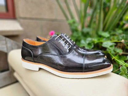 Cap Toe Oxford in Lightweight Sole