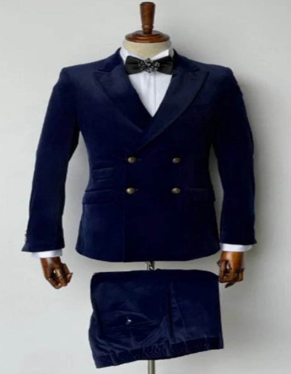 Mens Double Breasted Velvet Blue Tuxedo