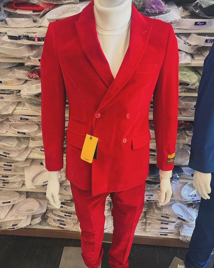 Men's Slim Fit Red Velvet Double Breasted Suits with Peak Lapel -  Formal Tuxedo Style
