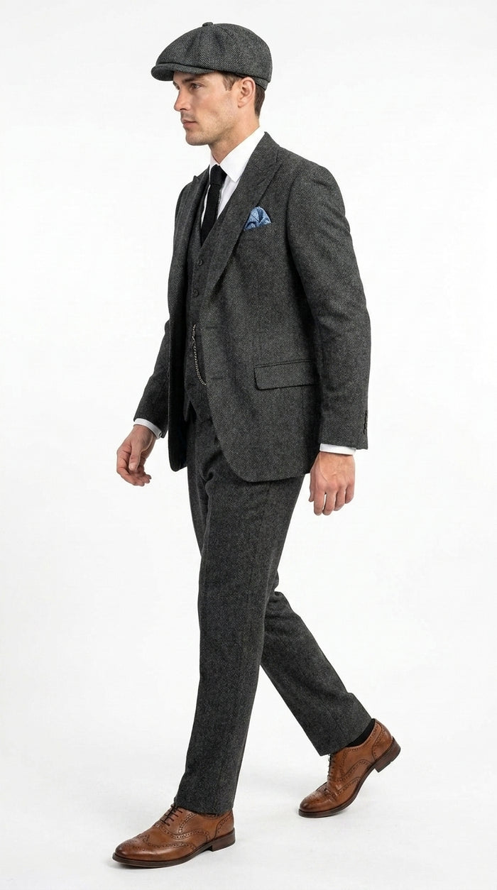 Men’s Charcoal Great Gatsby 3 Piece Suit, 1920s Gangster Vintage Formal Dress Suit