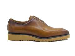 signature-wholecut-oxford-with-lightweight-sole