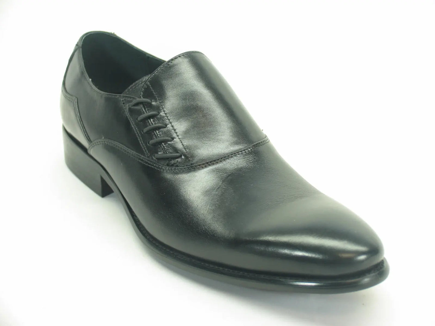 Slip-on Loafer With Decorative Lace Carrucci