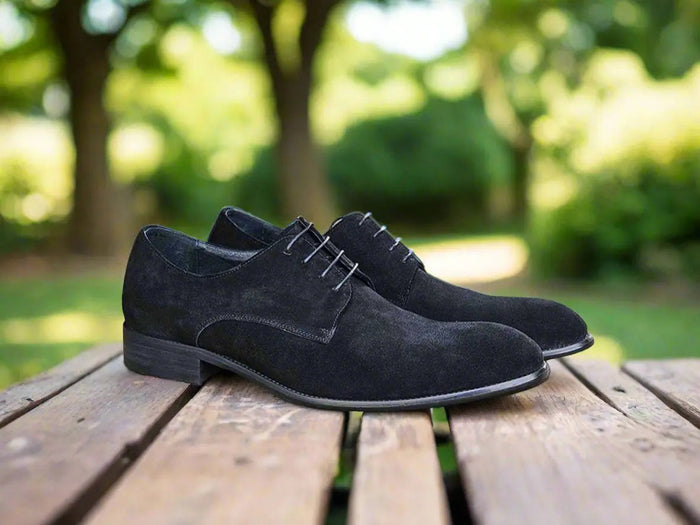 Carrucci Suede Lace-up Shoes