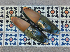 tassel-loafer-with-gator-print