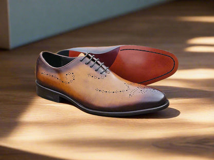 Whole Cut Oxford with Medallions