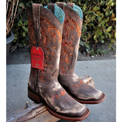 Botas de Cuero Lijado para Mujer en Horma Rodeo Color Tan Q3226231L