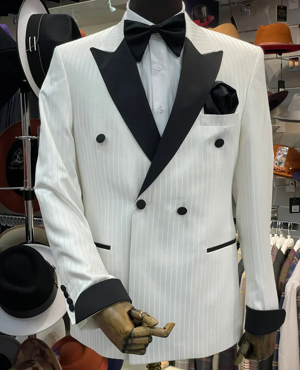 Black Gatsby Tuxedo ?? Classic 1920s-Inspired Men??s Formal Suit