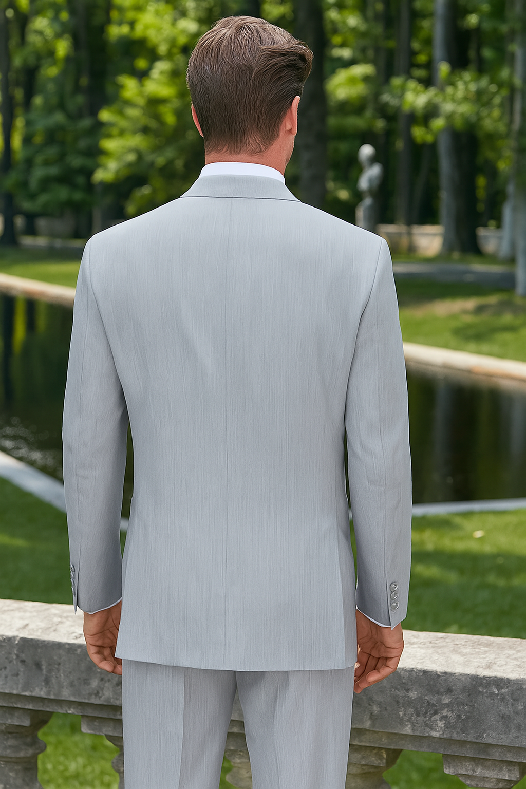 Mens Designer 2 Button Peak Lapel Grenada Prom Tuxedo Suit in Light Grey