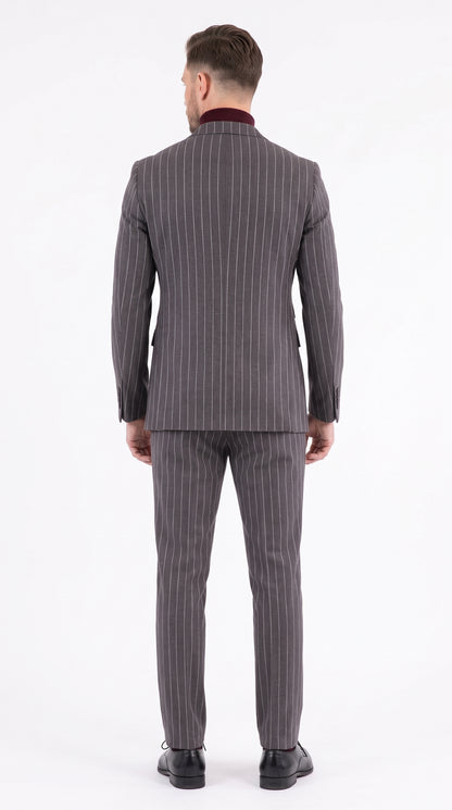 Newbury Men’s Gray Pinstripe Double Breasted Suit, Peak Lapel Formal Wedding Business Suit