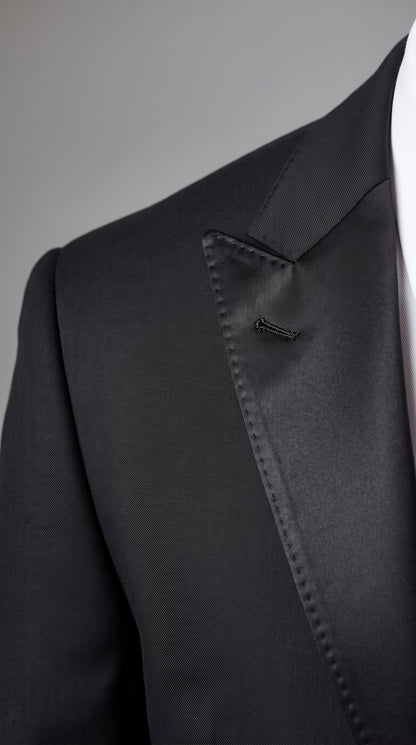 Men’s Classic Black Tuxedo Suit, 2 Button Wedding Prom Formal Suit