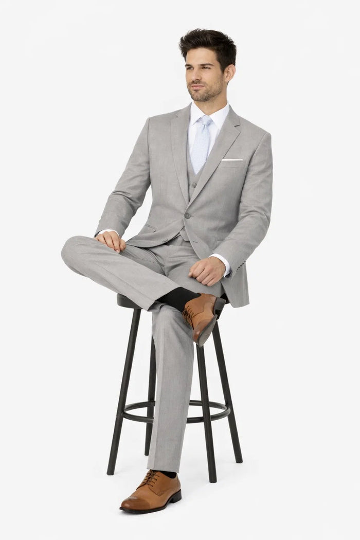 Mens Designer 2 Button Peak Lapel Grenada Prom Tuxedo Suit in Light Grey