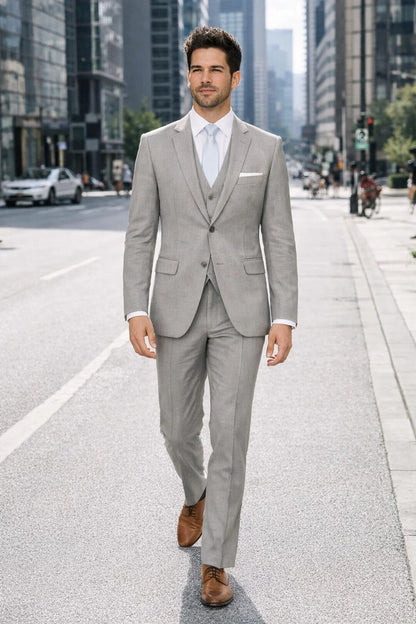 Mens Designer 2 Button Peak Lapel Grenada Prom Tuxedo Suit in Light Grey