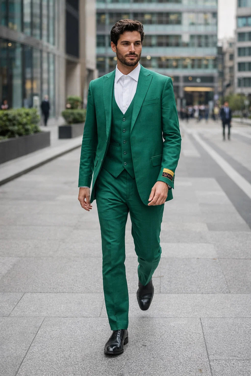 Mens Emerald Green 3-Piece Suit  Slim Fit Wedding and Formal Suit by Alberto Nardoni
