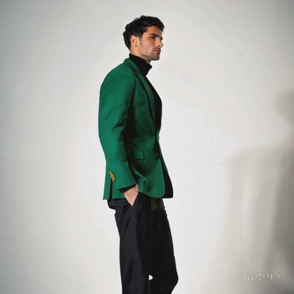 Mens Green Blazer  Stylish Casual and Formal Sport Coat for Parties, Weddings and Events in Emerald Green