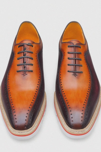 Stylish Two-Tone Brogue Oxford