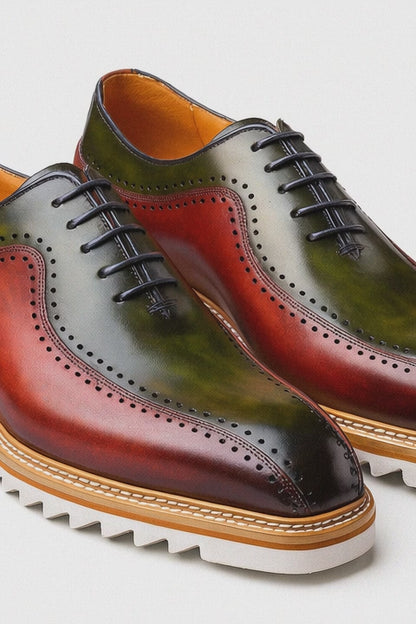 Stylish Two-Tone Brogue Oxford