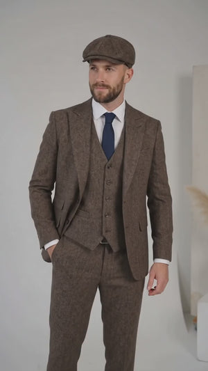 Peaky Blinder Men’s Brown Tweed 3-Piece Suit – Vintage Wedding, Business and Formal Suit with Matching Vest and Pants