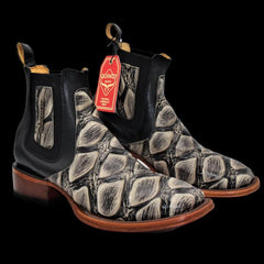 mens-quincy-wide-square-toe-ankle-boot-q82b1037