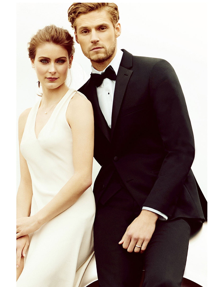 Mens Classic Black  Designer Wedding Tuxedo - Men's Tuxedo USA